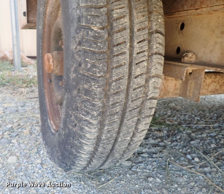 image for item DQ2912 1991 Leroi 125  air compressor