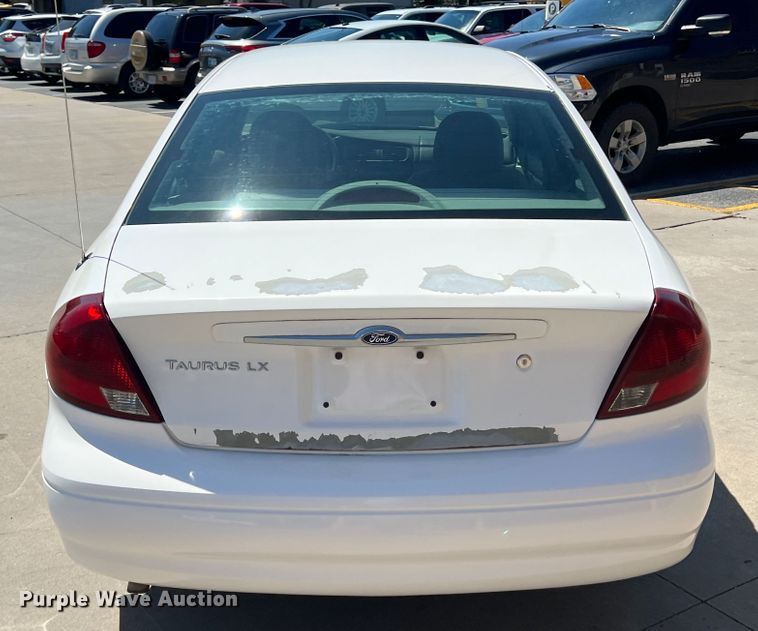 image for item IA9087 2001 Ford Taurus
