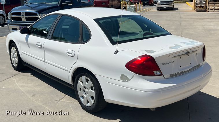 image for item IA9087 2001 Ford Taurus