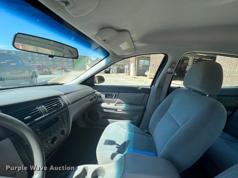 image for item IA9087 2001 Ford Taurus