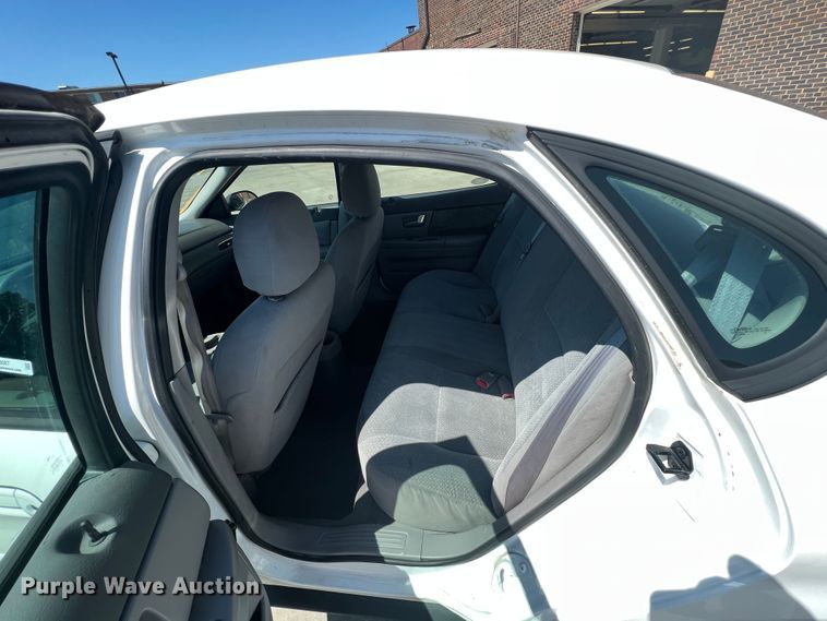 image for item IA9087 2001 Ford Taurus