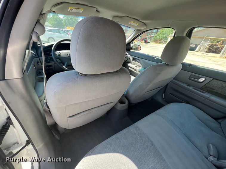 image for item IA9087 2001 Ford Taurus