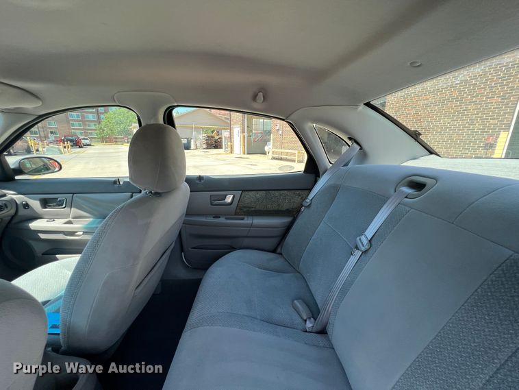 image for item IA9087 2001 Ford Taurus