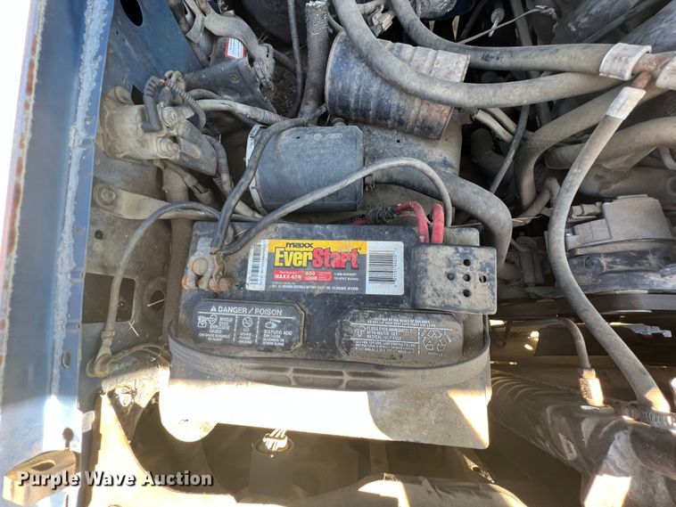 image for item IA9088 1993 Ford F150  pickup truck