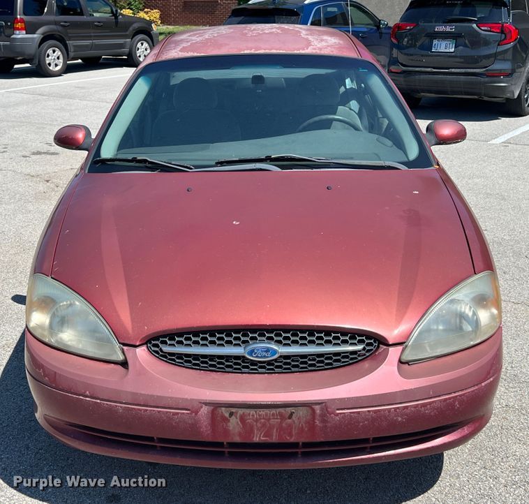 image for item IA9089 2003 Ford Taurus