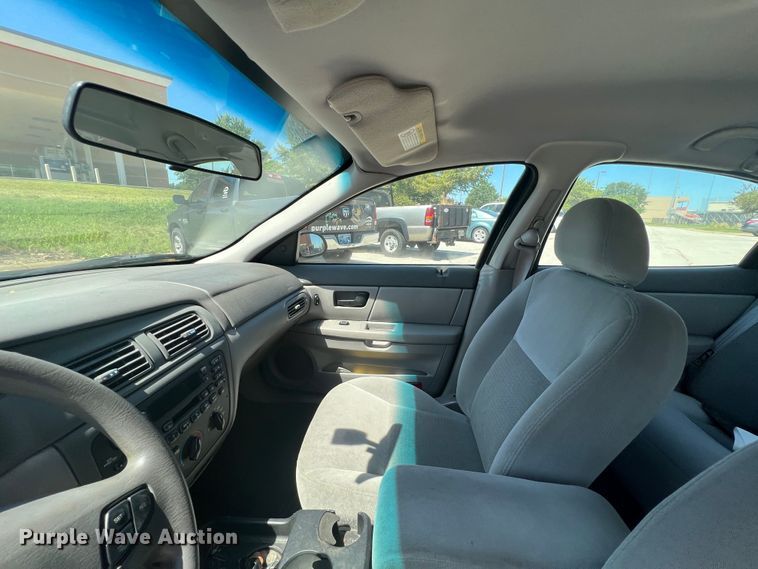 image for item IA9089 2003 Ford Taurus