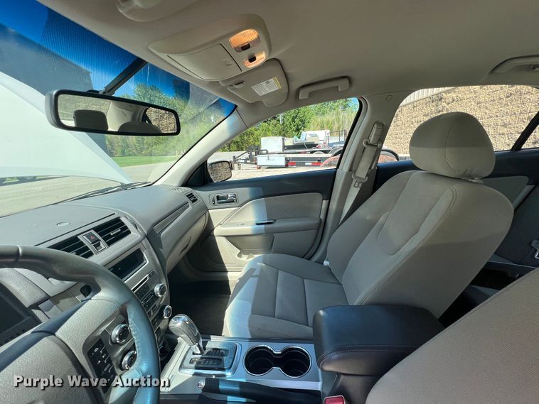 image for item IA9090 2012 Ford Fusion