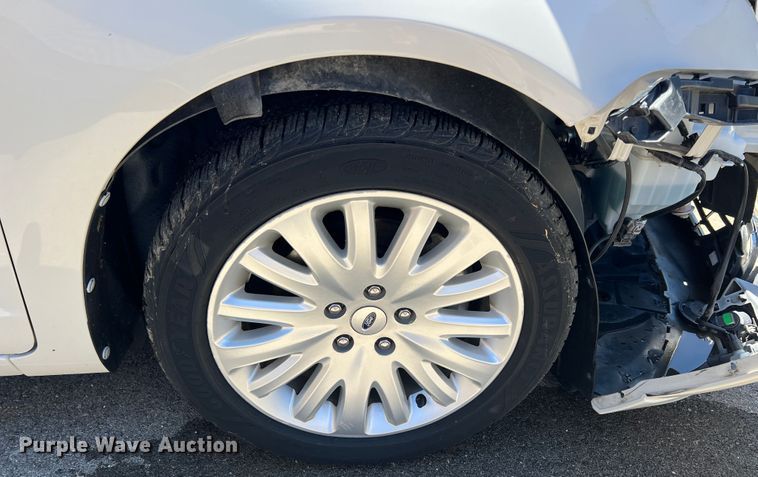 image for item IA9090 2012 Ford Fusion