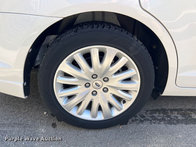 image for item IA9090 2012 Ford Fusion