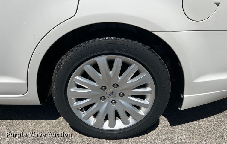 image for item IA9090 2012 Ford Fusion