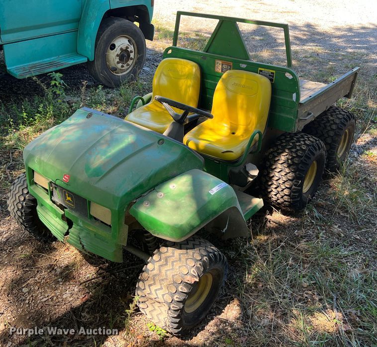 image for item IA9091 2001 John Deere Gator 6X4  utility vehicle