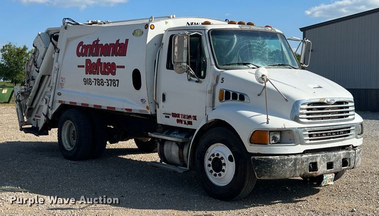 image for item IA9128 2007 Sterling Acterra  refuse truck