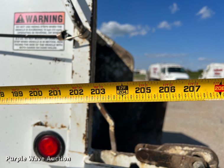 image for item IA9128 2007 Sterling Acterra  refuse truck