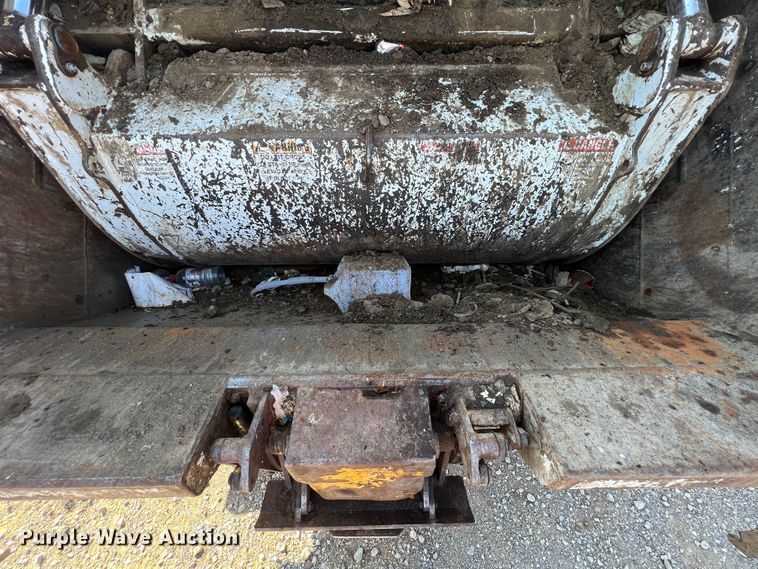 image for item IA9128 2007 Sterling Acterra  refuse truck