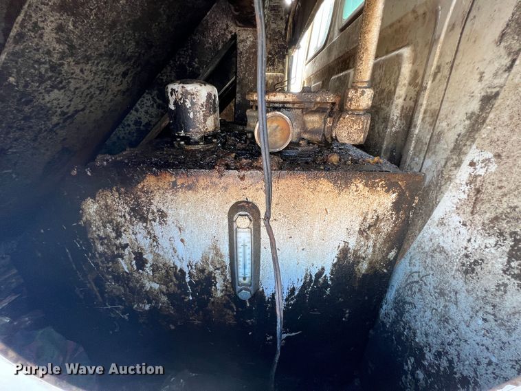 image for item IA9128 2007 Sterling Acterra  refuse truck