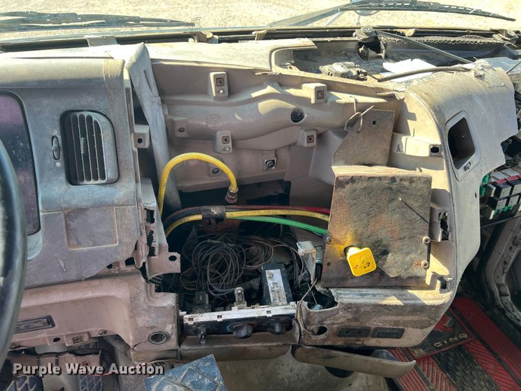 image for item IA9128 2007 Sterling Acterra  refuse truck