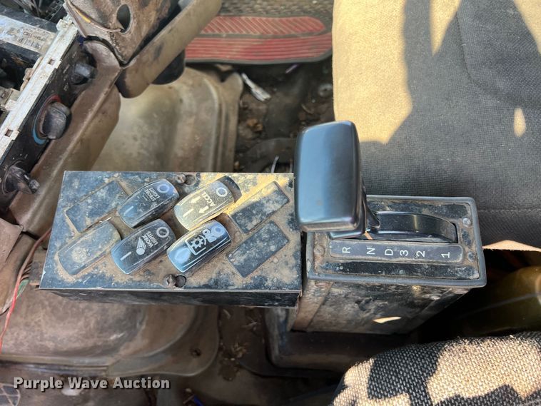 image for item IA9128 2007 Sterling Acterra  refuse truck