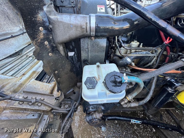 image for item IA9128 2007 Sterling Acterra  refuse truck