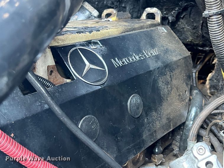 image for item IA9128 2007 Sterling Acterra  refuse truck