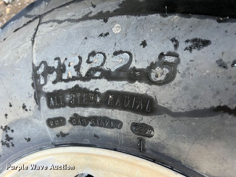 image for item IA9128 2007 Sterling Acterra  refuse truck