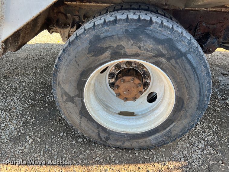 image for item IA9128 2007 Sterling Acterra  refuse truck