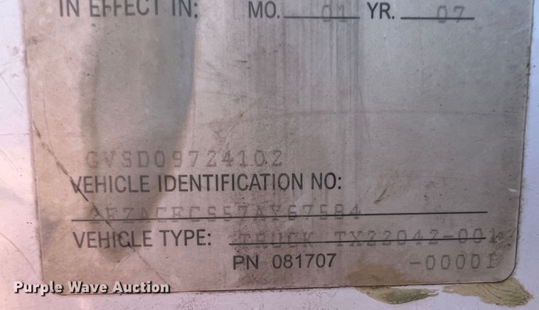 image for item IA9128 2007 Sterling Acterra  refuse truck