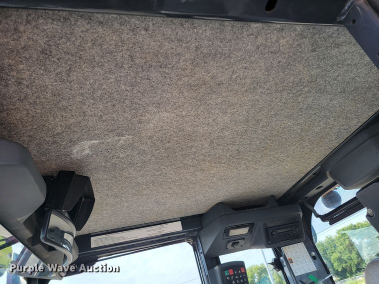 image for item JC9618 2015 John Deere 772GP  motor grader