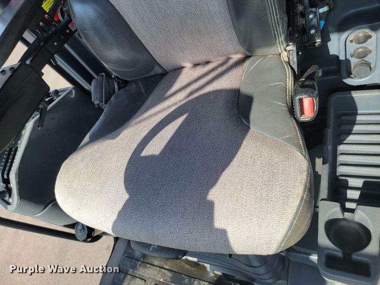 image for item JC9618 2015 John Deere 772GP  motor grader