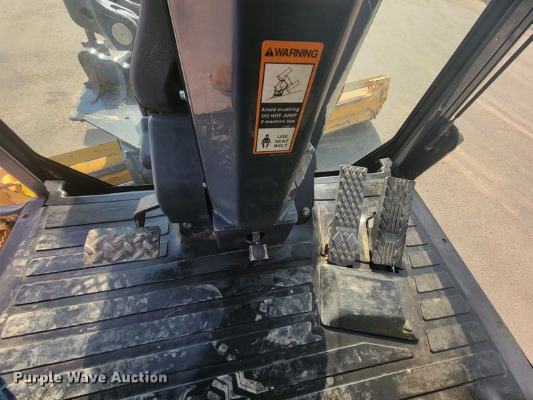 image for item JC9618 2015 John Deere 772GP  motor grader