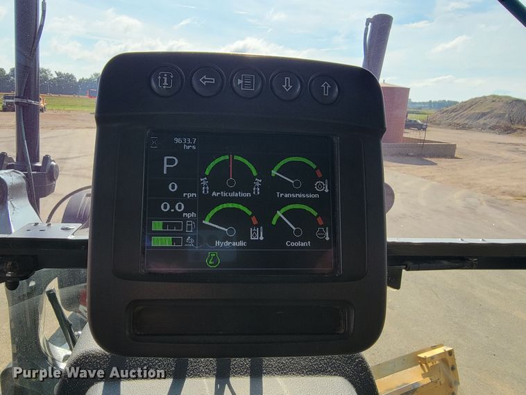 image for item JC9618 2015 John Deere 772GP  motor grader