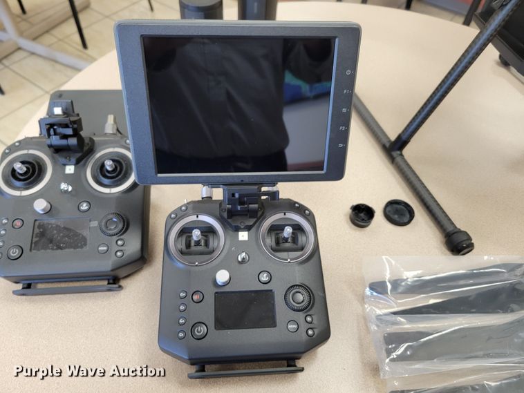 image for item JZ9156 UAS M210  drone