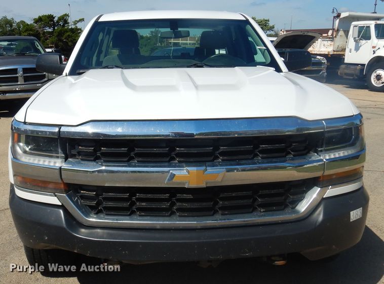 image for item KI9190 2016 Chevrolet Silverado 1500  Double Cab pickup truck