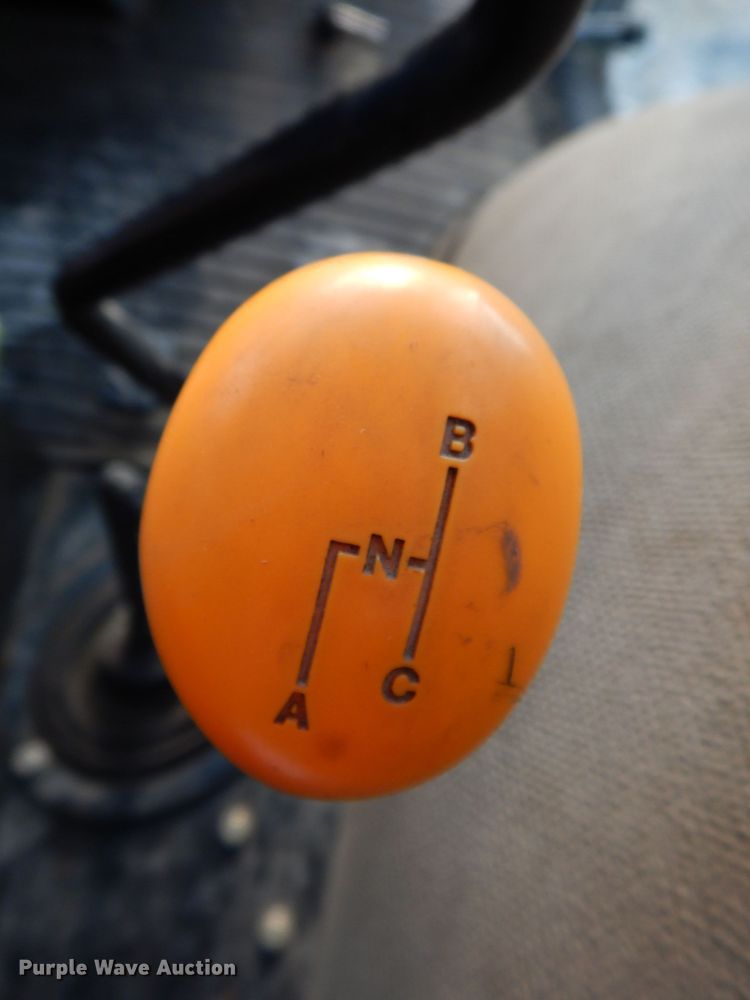 image for item KP9290 John Deere 5320  tractor