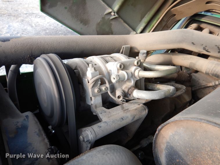 image for item KP9290 John Deere 5320  tractor