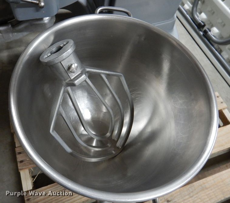 image for item KW9521 Hobart HL600  mixer