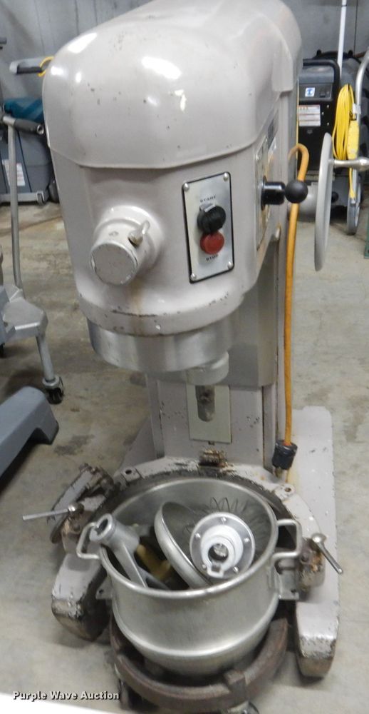 image for item KW9524 Hobart H-600  mixer