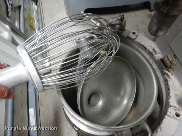 image for item KW9524 Hobart H-600  mixer
