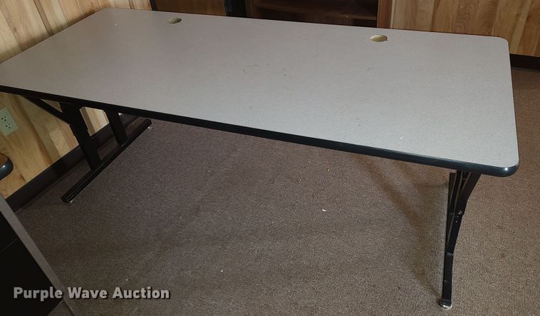 image for item LK9204 Assorted furniture