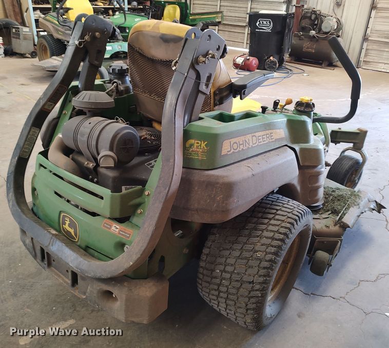 image for item LK9205 John Deere Z920A  ZTR lawn mower