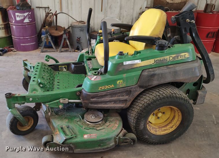 image for item LK9205 John Deere Z920A  ZTR lawn mower