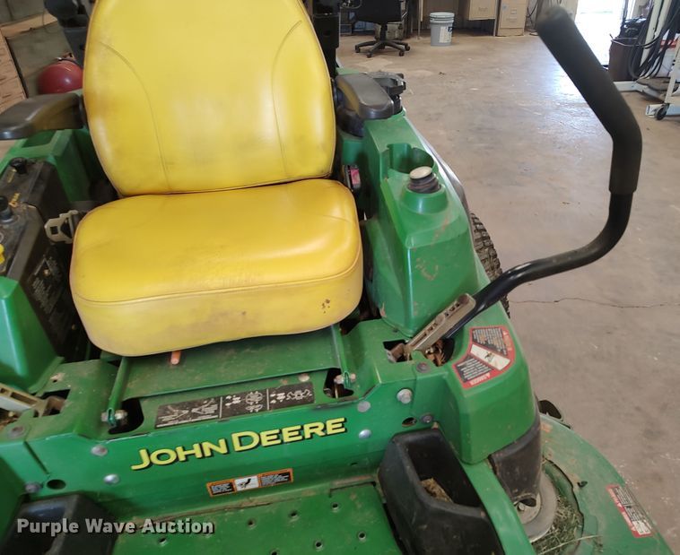 image for item LK9205 John Deere Z920A  ZTR lawn mower