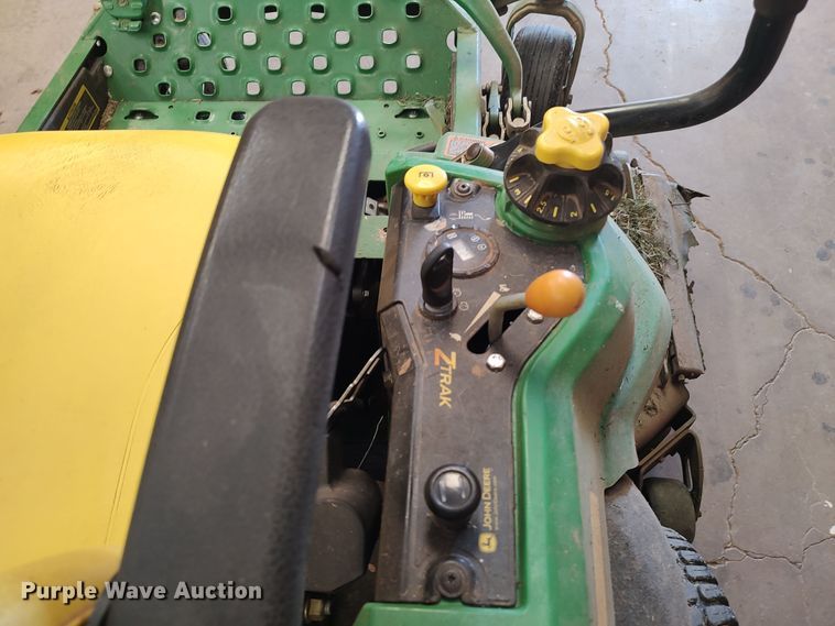 image for item LK9205 John Deere Z920A  ZTR lawn mower