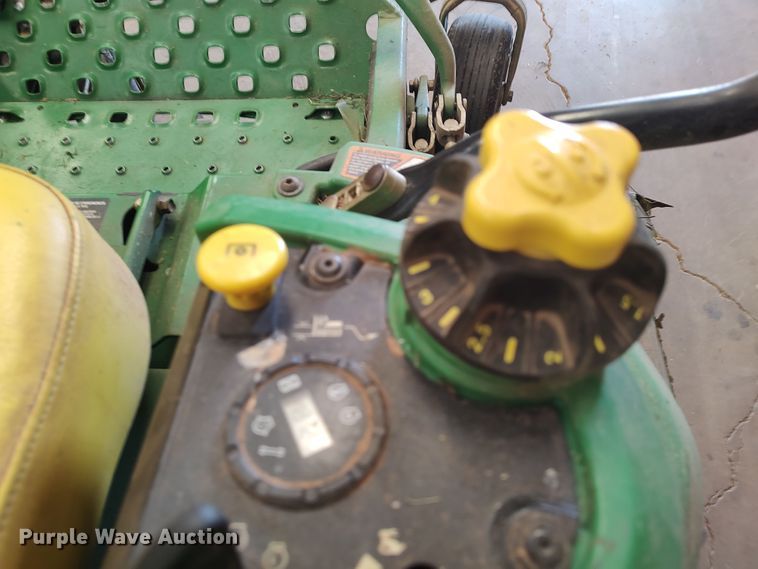 image for item LK9205 John Deere Z920A  ZTR lawn mower