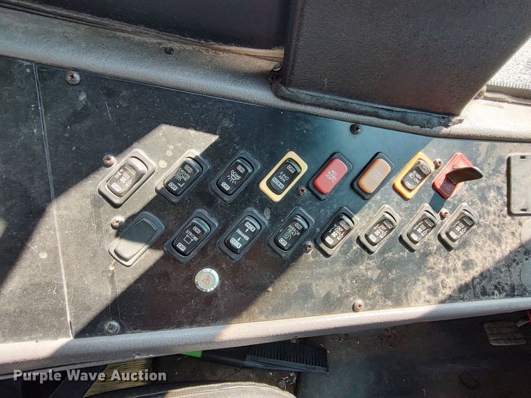 image for item LK9238 2007 Thomas  school bus