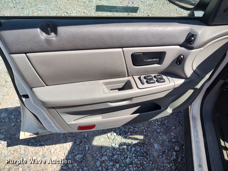 image for item LK9239 2007 Ford Taurus