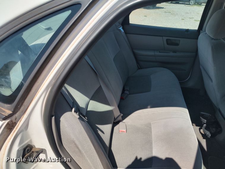 image for item LK9239 2007 Ford Taurus