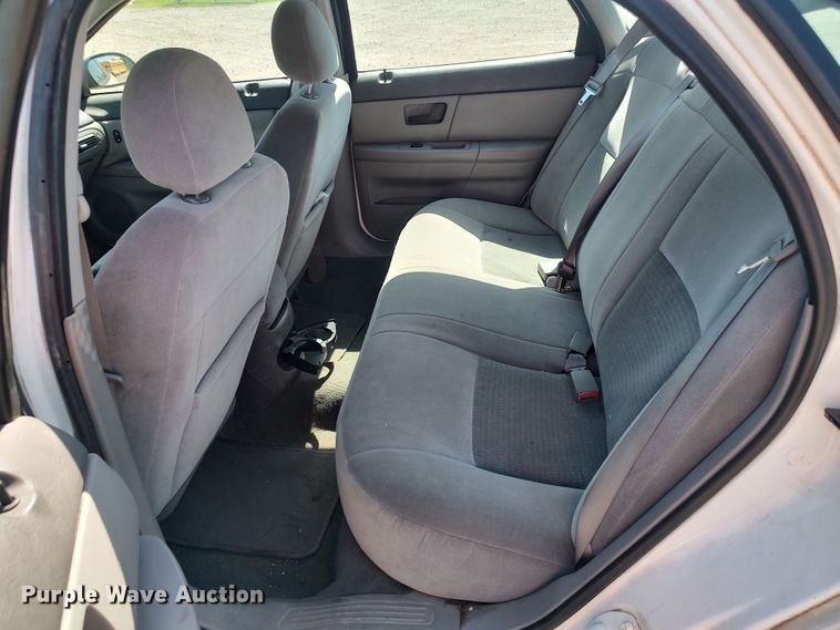 image for item LK9239 2007 Ford Taurus