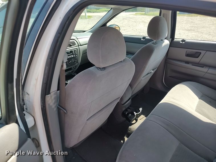 image for item LK9239 2007 Ford Taurus