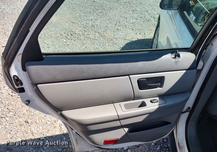 image for item LK9239 2007 Ford Taurus