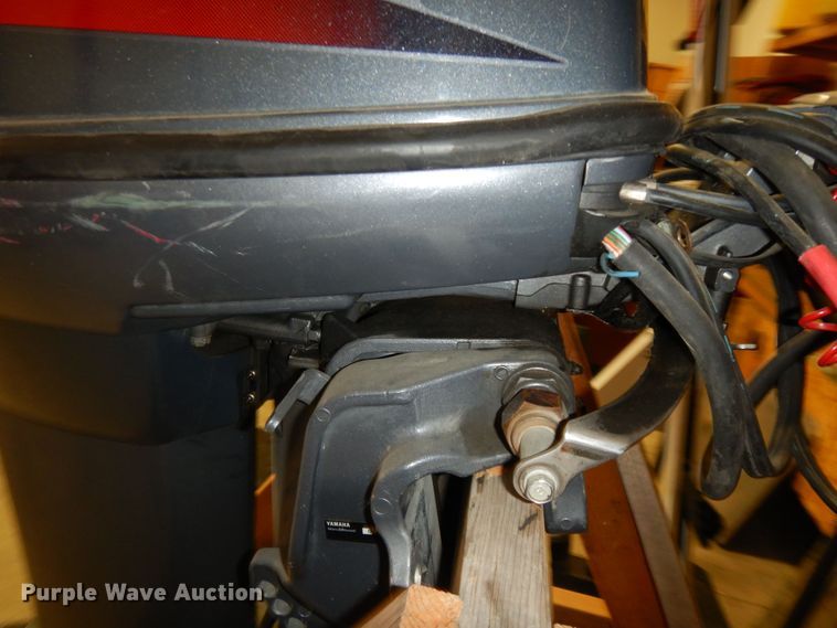 image for item LR9943 Yamaha  outboard engine